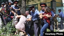 Фото взято с фб-страницы Юлии Барабиной.