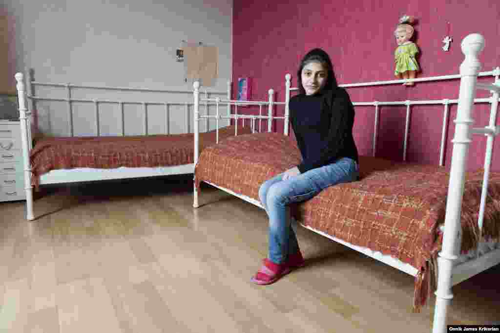 რეფორმები მეტწილად წარმატებული აღმოჩნდა. პროცესის დასაწყისში საქართველოში დაწესებულებებში 5000-ზე მეტი ბავშვი იყო, 2010 წლისთვის კი სულ 120. შედარებისთვის, ეს რიცხვი მეზობელ სომხეთში 4900-ა, ხოლო აზერბაიჯანში - 10 000. სანაცვლოდ საქართველოში შეიქმნა ალტერნატიული ზრუნვის დაწესებულებები, როგორიცაა საოჯახო ტიპის თავშესაფარი ქუთაისში.