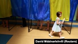 Голосование на одном из избирательных участков Киева на выборах президента Украины, 25 мая 2014 года