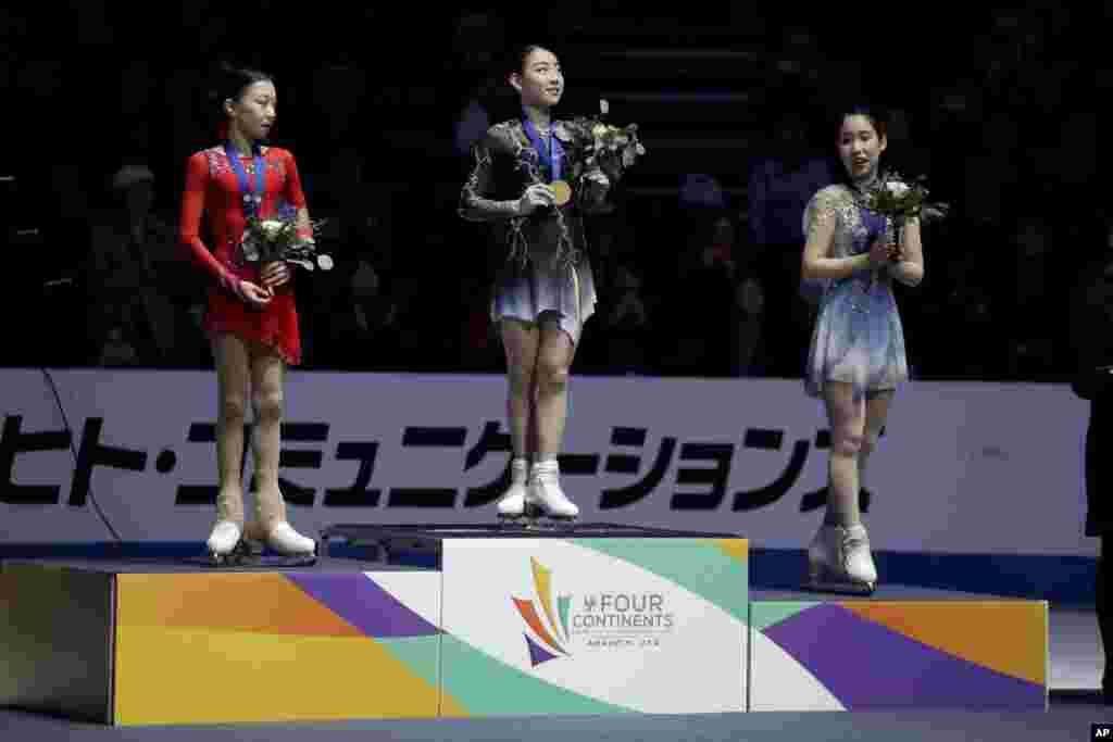 Элизабет Тұрсынбаева - "Төрт құрлық чемпионатында" (Азия, Солтүстік Америка, Оңтүстік Америка, Австралия құрлығының біріншілігі) жүлде алған екінші қазақстандық. 2015 жылы осы чемпионатта Денис Тен ерлер арасында&nbsp;чемпион атанған.&nbsp;Тұрсынбаева жасөспірімдер арасындағы олимпиада ойындарында, 2017 жылғы қысқы Азия ойындарында&nbsp;қола алған.