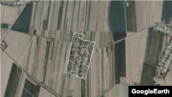 Барак эксклавы.