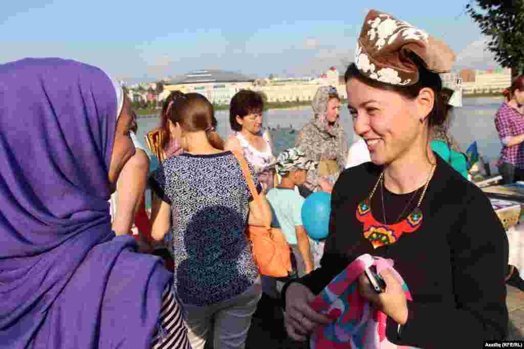 Милли киемле татар кызы гапь куерта