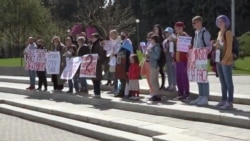 Protest la guvern împotriva discriminării din școli