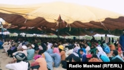 د جانیخېلو اوسېدونکو د ۲۰۲۱ز کال په جون کې د یوه ځايي مشر ملک نصیب خان تر وژنې وروسته پرلت وهلی وو - انځور له ارشیفه