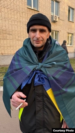 Oleksandar Savov, ukrajinski oficir marinaca koji je proveo šest meseci u zatvoru IK-10 u ruskoj Mordoviji, preminuo je 16. novembra u Ukrajini.