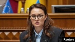 Також, за словами Юлії Свириденко, подовжено до року термін звернення по одноразову допомогу для поранених або тих, хто втратив працездатність після служби