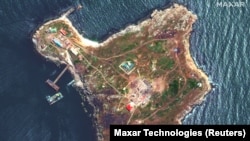 Остров Змеиный