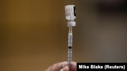 Щеплення в Україні проводять чотирма вакцинами