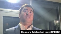 Жанар Акаев.