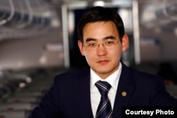 Чынгыз Эсенгулов.