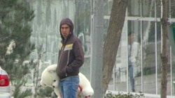 Lebabyň daýhan birleşiklerinde iş orunlary kemeldilýär, iş ýerleri ýapylýar, müňlerçe oba hojalyk işgäri işsiz galdy