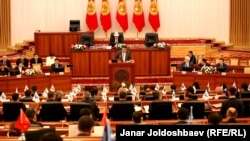 Мандат тапшыруу аземи. Жогорку Кеңеш. 28-октябрь, 2015-жыл