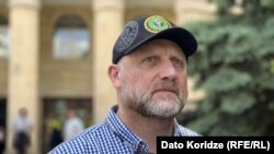 ზურაბ გირჩი ჯაფარიძე. სასამართლო სხდომის წინ, 22 მაისი, 2025.