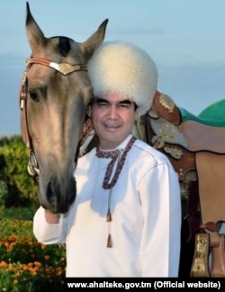 G.Berdimuhamedow at bilen