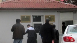 Diňle: Türkmenistan 18 ýaşyny doldurmadyk mekdep okuwçylaryny goşuna alyp başlady