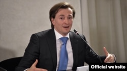 Сергій Безруков