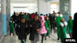 Школьники. Ашхабад (иллюстративное фото)