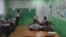 Lecție la școala primară din satul Antoneuca, Drochia, în care învață 7 elevi