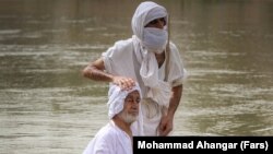 تصویری از مراسم تعمید منداییان در خوزستان در ۲۸ اسفند ۹۹