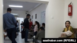 Aşgabat hassahanasyndaky nobat. Arhiw suraty