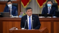 Сооронбай Жээнбеков.