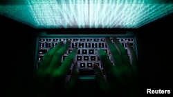 Zilele trecute, una din cele mai mari companii de găzduire web a avut o problemă tehnică și sute de siteuri nu au mai funcționat. 