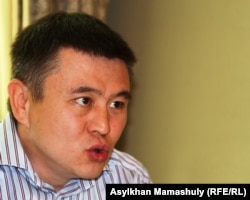 Гражданский активист Мухтар Тайжан. Алматы, 13 июня 2012 года.
