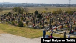 Кладовище у Керчі, архівне фото