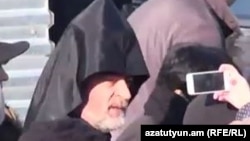 Նավասարդ արքեպիսկոպոս Կճոյան, արխիվ։