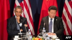 Барак Обама менен Си Цзиньпиндин Париждеги эки тараптуу сүйлөшүүсү. 30-ноябрь, 2015-жыл.