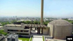 Ирандын Атомдук Энергия Уюму тарабынан берилген (датасы көрсөтүлбөгөн) маалыматтык сүрөттө Тегеранда жайгашкан изилдөөчү реактор көрсөтүлгөн.