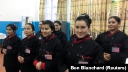 Хотандагы «окутуп-тарбиялоочу борбордогу» кыз-келиндер. 5-январь, 2019-жыл.