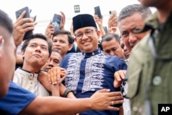 آنی‌یس باسودان