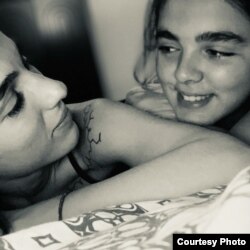 ნუკა და ელენე