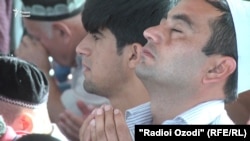 Намози Ид дар Душанбе