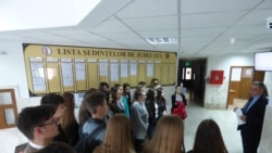 Singuri acasă: Riscuri și soluții pentru vacanța de vară pe timp de pandemie