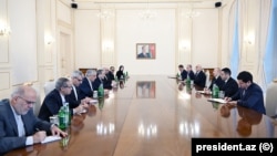 İlham Əliyev Abbas Əraqçini qəbul edir