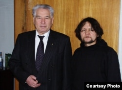 Туман Жумабоев ва Чингиз Айтматов