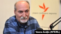 Ako se ima u vidu da će se po svemu sudeći ove godine smanjiti i strane investicije kojima se zvaničnici u Srbiji najviše hvale, onda je teško očekivati dinamičan razvoj u narednom periodu: Milan Ćulibrk