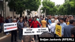 Sa protesta povodom napada na novinarku Oliveru Lakić, Podgorica, 2018.