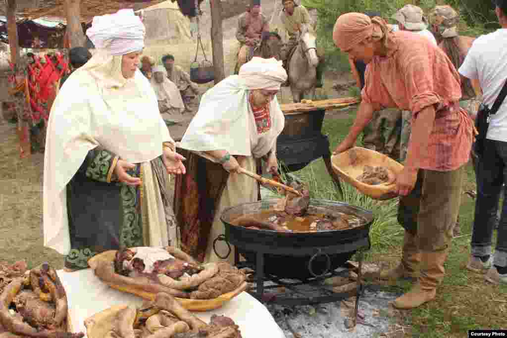 "Құнанбай" фильміндегі астың көрінісі. 20 шілде 2014 жыл.&nbsp;