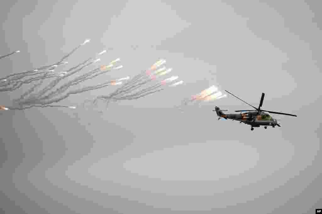 Сумесныя расейска-беларускія вайсковыя вучэньні «Запад-2025». Баявы гэлікоптэр 