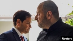 Американскиот државен секретар Марк Рубио и украинскиот секретар Рустем Умеров во Флорида, 30 ноември 2025 година