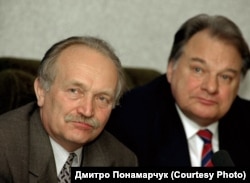 В'ячеслав Чорновіл і Геннадій Удовенко. З архіву Дмитра Понамарчука