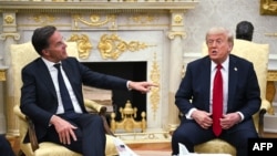 Mark Rutte și Donald Trump la Casa Albă, 14 iulie 2025.