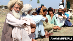 د وزيرستان کډوال په خوست کې - انځور له ارشیفه. 