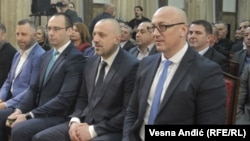 Milan Radoičić (u sredini) sa predstavnicima Srba sa Kosova Goranom Rakićem, Igorom Simićem i Daliborom Jevtićem na sastanku sa predsednikom Srbije Aleksandrom Vučićem u zgradi Predsedništva u Beogradu 27. februara 2019.