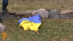 Pro-Russians Storm Donetsk Prosecutor's Office, Demand Release Of Separatist Leader