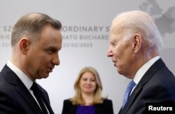 Анджей Дуда і Джо Байден на зустрічі «Бухарестської дев'ятки» (B9). 22 лютого 2023 року