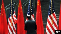 Скотт Бессент заявив у Стокгольмі, що в середу він проінформує президента США Дональда Трампа про питання, що залишилися